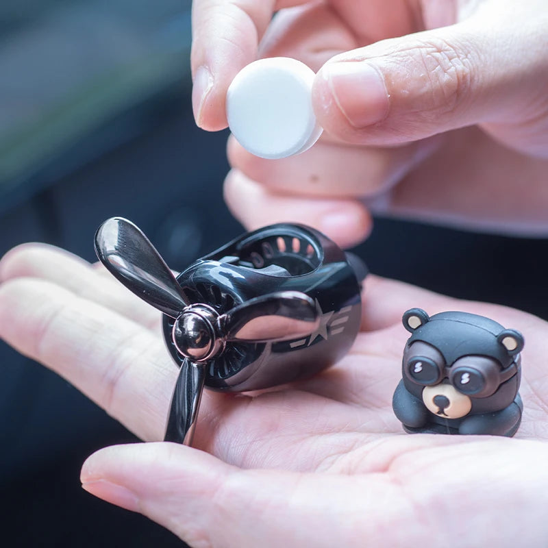 Ambientador para coche Bear Pilot Hélice giratoria Salida de aire Perfume Aroma Fragancia Diseño magnético