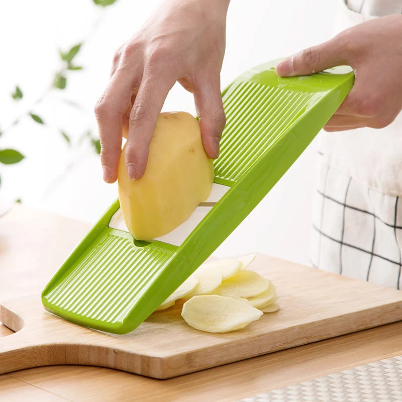 Rebanador de mandolina LMETJMA, rebanador de verduras de acero inoxidable con 3 cuchillas, cortador de juliana para patatas y zanahorias KC0083