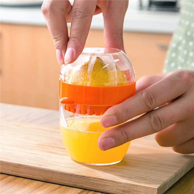 Exprimidor de limón LMETJMA con tapa, exprimidor de limón Manual de plástico, taza de prensa de naranja, exprimidor de cítricos con boquilla para verter, herramientas para frutas KC0130