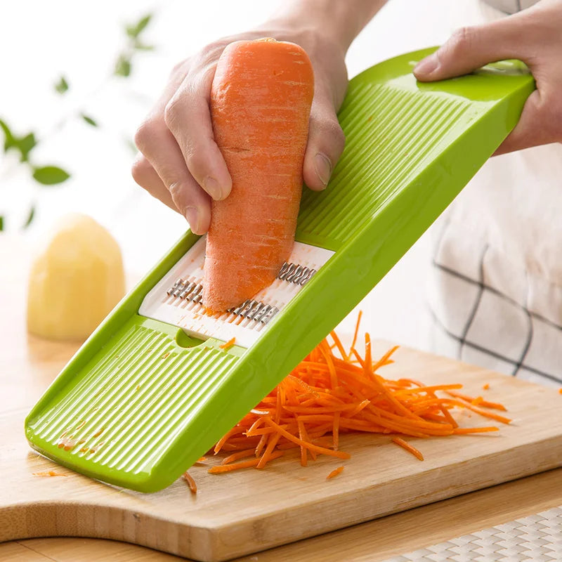 Rebanador de mandolina LMETJMA, rebanador de verduras de acero inoxidable con 3 cuchillas, cortador de juliana para patatas y zanahorias KC0083