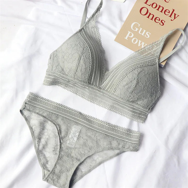 Conjunto de Bralette sin Aros con Copa Triangular de Encaje para Mujer