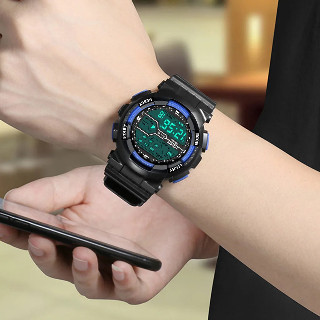 Reloj Deportivo MAYZHISU Digital LED Militar