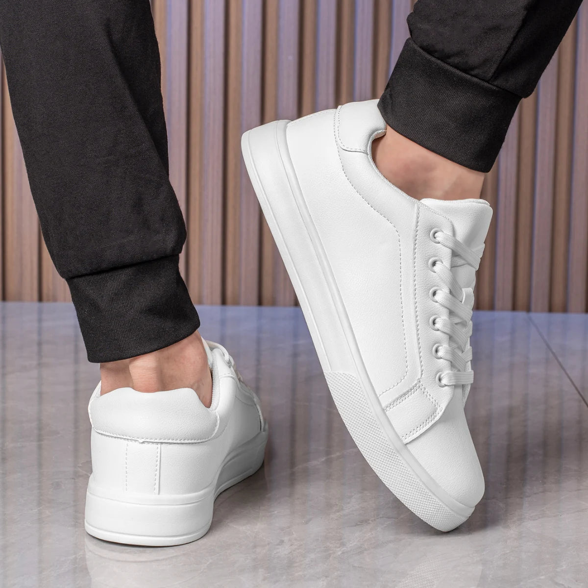 Zapatos de cuero para hombre, zapatillas de deporte informales de tendencia, zapatillas de ocio transpirables para hombre, calzado antideslizante, zapatos vulcanizados para hombre