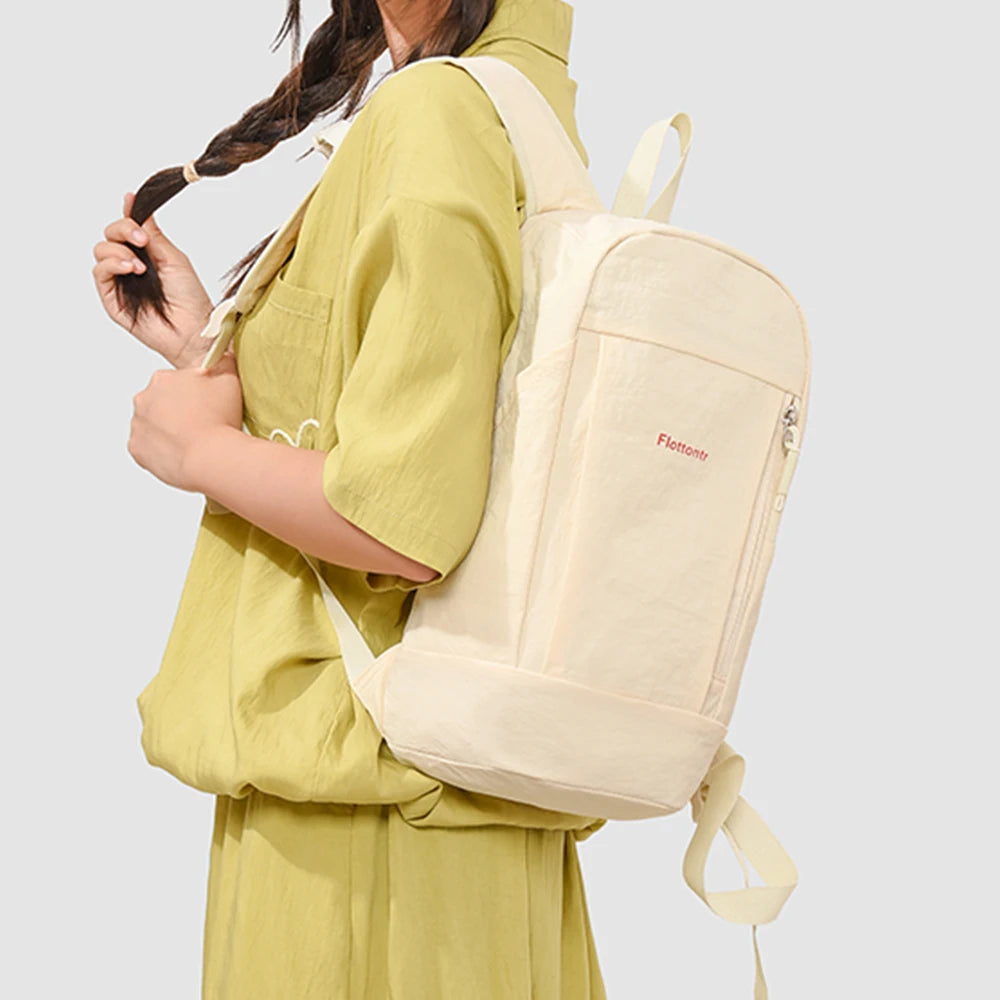 Mochila Pequeña y Ligera para Exteriores con Hebilla de Pecho, Mochila Espaciosa de Nailon, Bolso Resistente para Viajes de Fin de Semana y Vida Universitaria