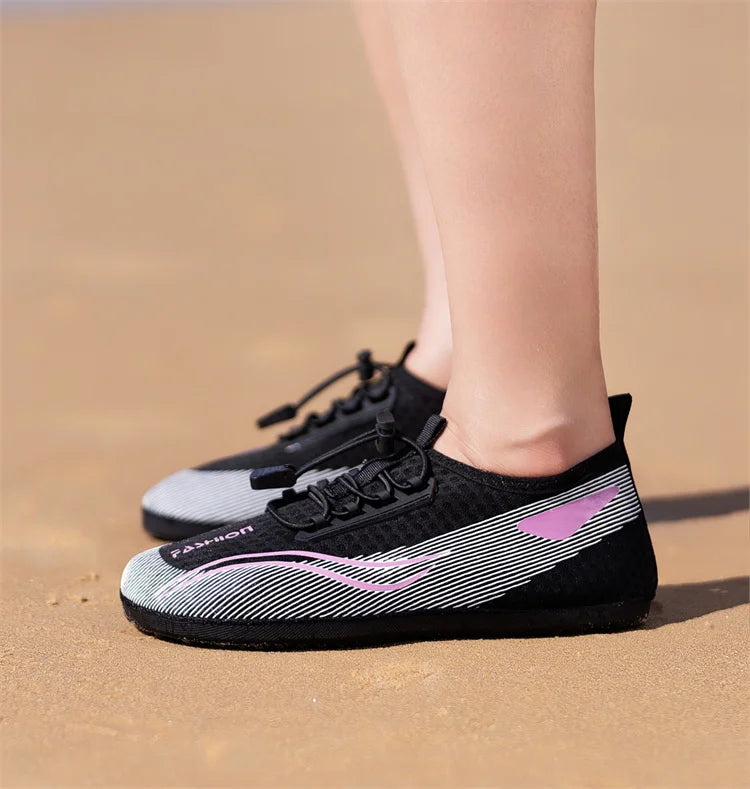 Zapatos acuáticos ligeros a la moda para hombre, zapatos de playa transpirables para mujer, zapatos de Yoga Unisex antideslizantes flexibles, zapatillas de agua de secado rápido
