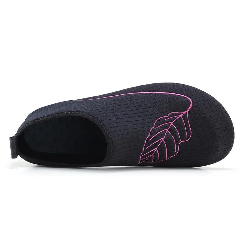 Zapatos acuáticos de secado rápido para hombre y mujer, zapatillas de playa ligeras, suaves y antideslizantes, talla Original 34-49, 2024
