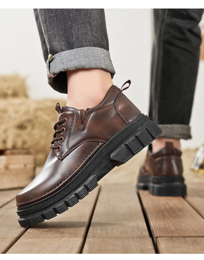 Zapatos informales para hombre, calzado cómodo para trabajo hecho a mano en las cuatro estaciones, zapatos de trabajo al aire libre, moda Joker, zapatos de marea juvenil, zapatos de cuero para fiesta de negocios