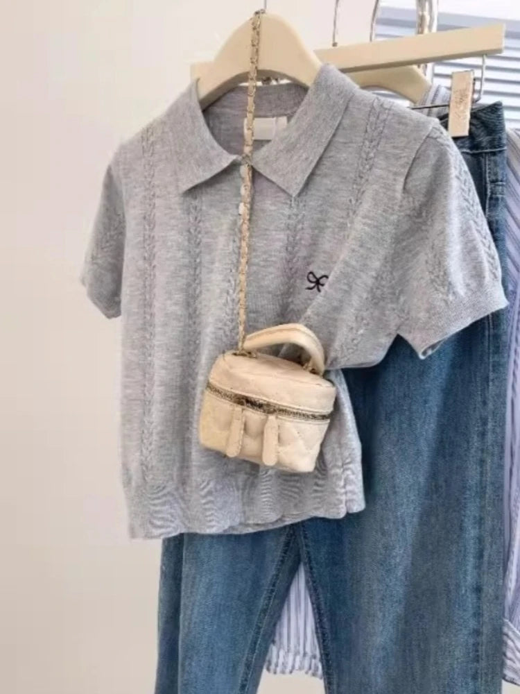Camiseta de Punto con Cuello Polo y Bordado de Lazo, Manga Corta para Mujer