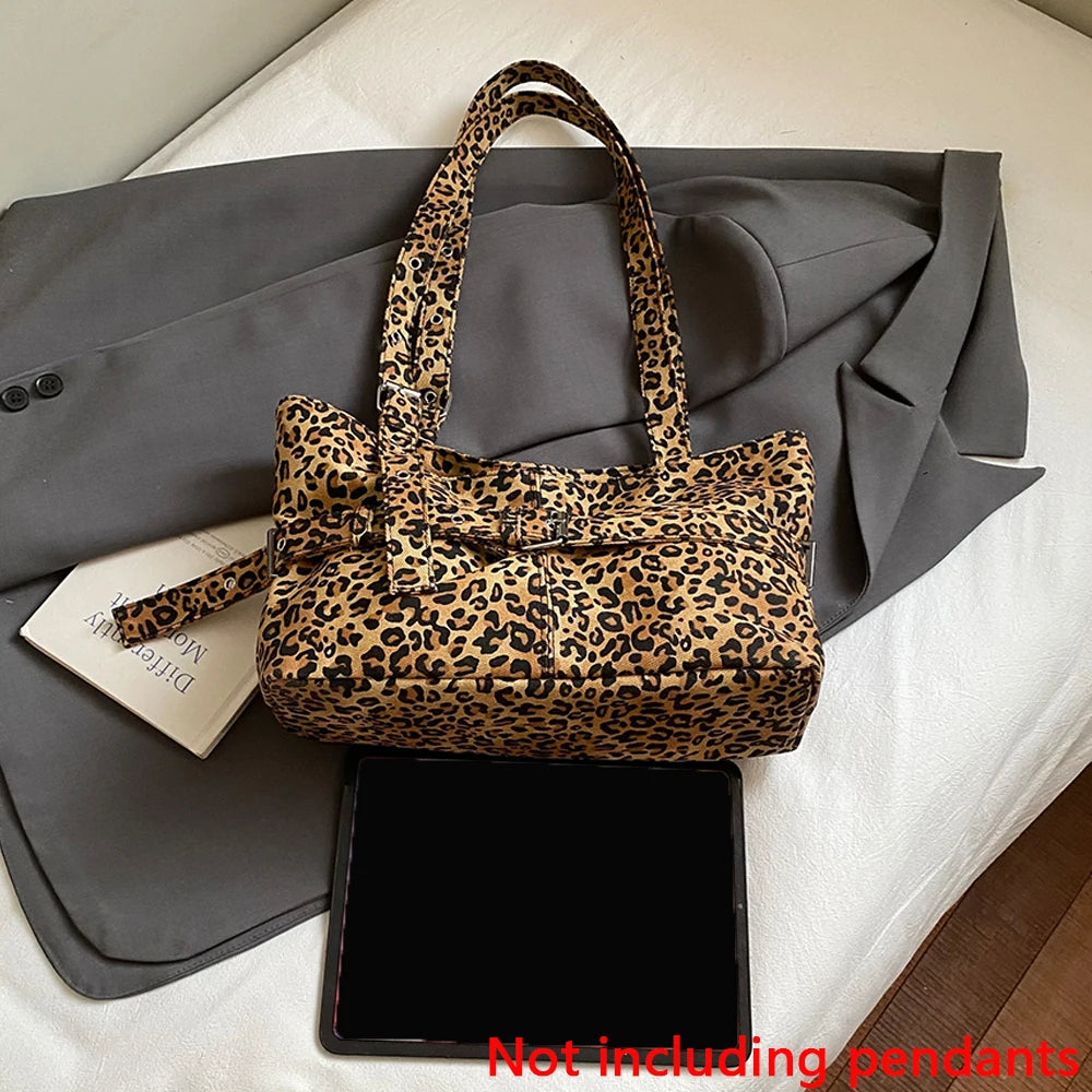 Bolso informal de gran capacidad con estampado de leopardo para mujer, nuevo bolso de hombro ligero y versátil, bolso de mano relajado para ir al trabajo