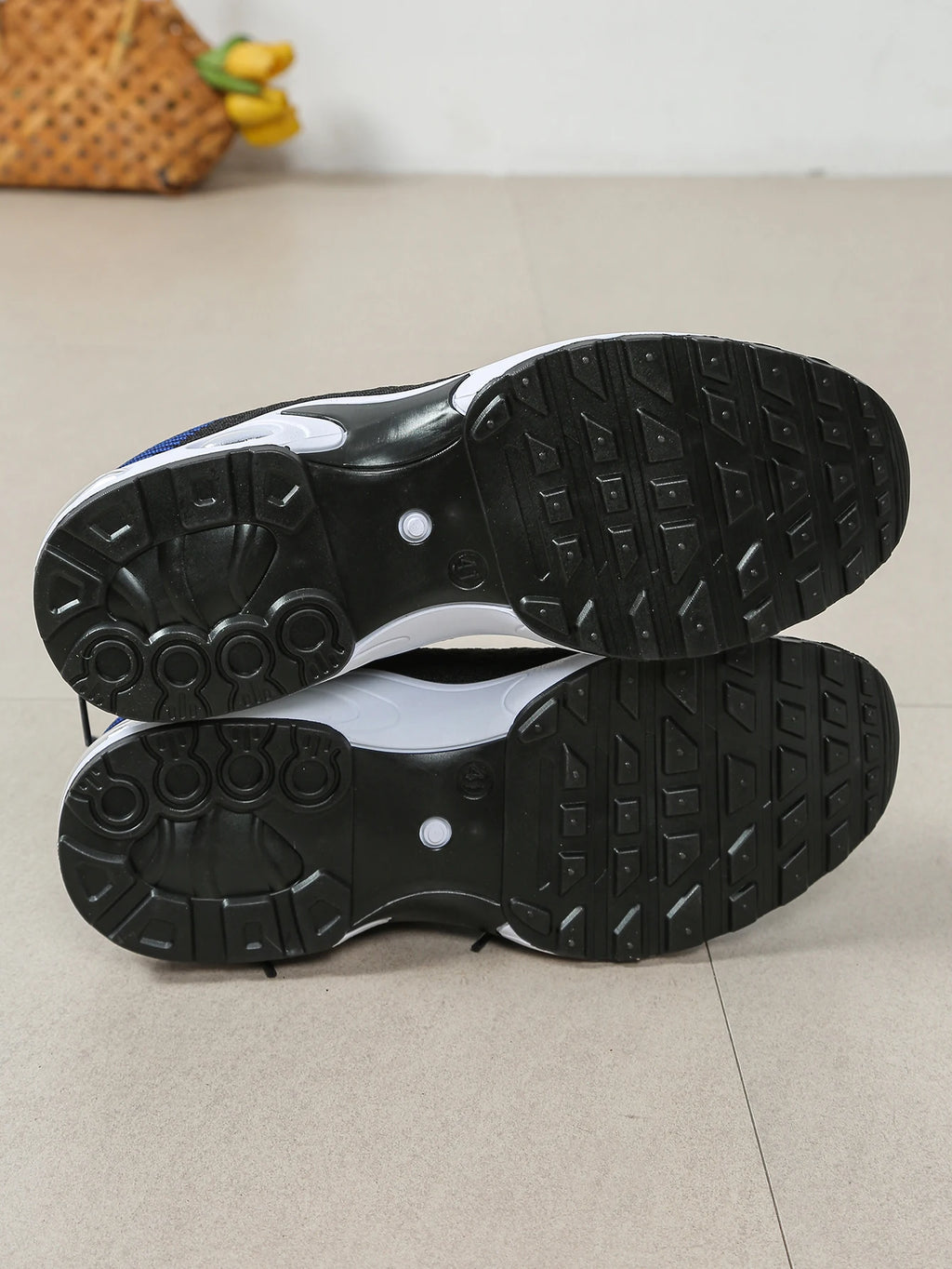 Zapatos para hombre, zapatillas para correr con cordones súper transpirables a la moda, comodidad antideslizante, duradera y con almohada, zapatillas de deporte de moda para hombre