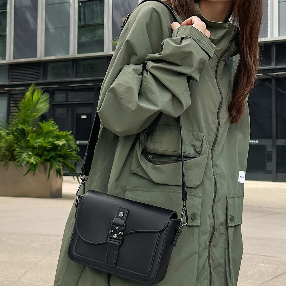 Bolso de hombro individual, piel de vaca auténtica para hombre, diseño de nicho, bolso cruzado informal, textura de moda, bolso cuadrado pequeño