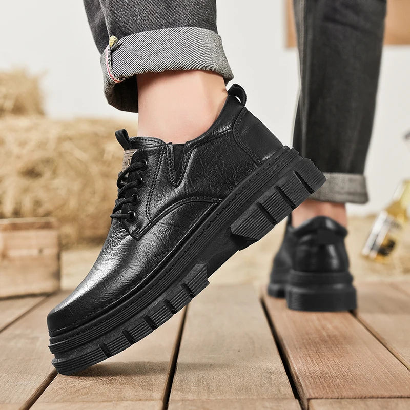 Zapatos informales para hombre, calzado cómodo para trabajo hecho a mano en las cuatro estaciones, zapatos de trabajo al aire libre, moda Joker, zapatos de marea juvenil, zapatos de cuero para fiesta de negocios