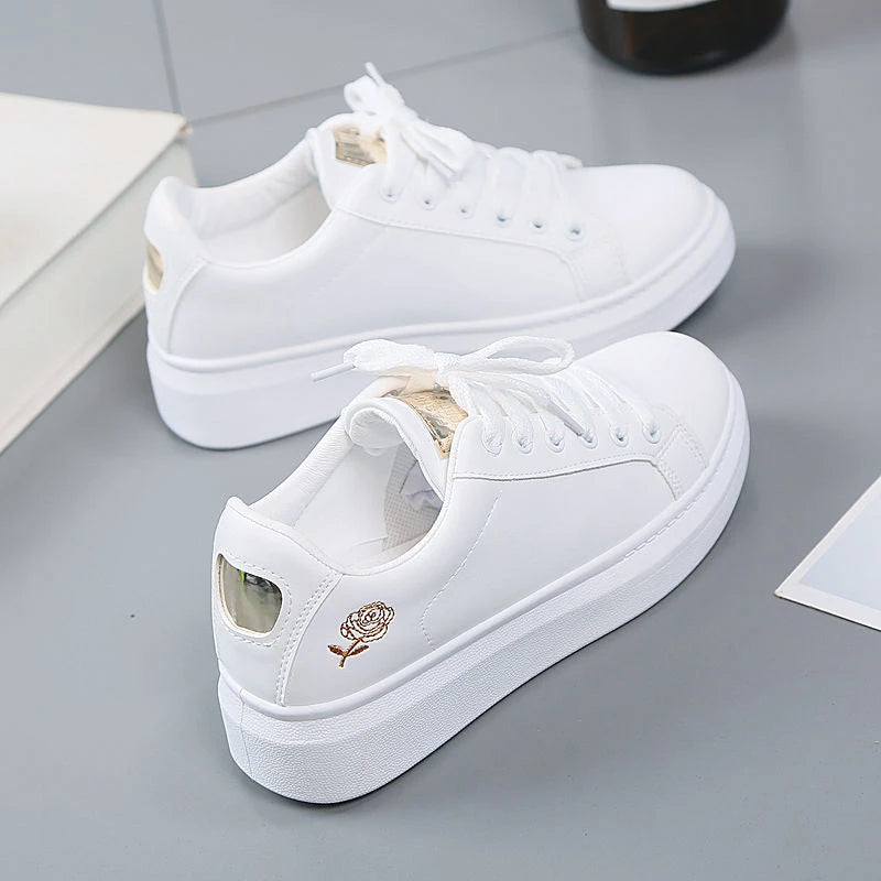Zapatillas Bordadas con Flores para Mujer | Cuero PU Transpirable