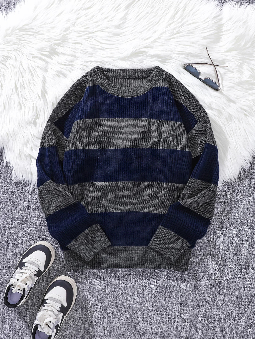 Nuevo Suéter de fondo suelto, jersey informal versátil a rayas, suéter de cuello redondo para hombre