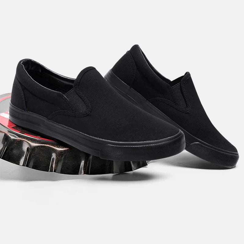 Zapatos sin cordones Cool Young Man Street calzado negro puro zapatos planos transpirables para hombre zapatos casuales de talla grande 45