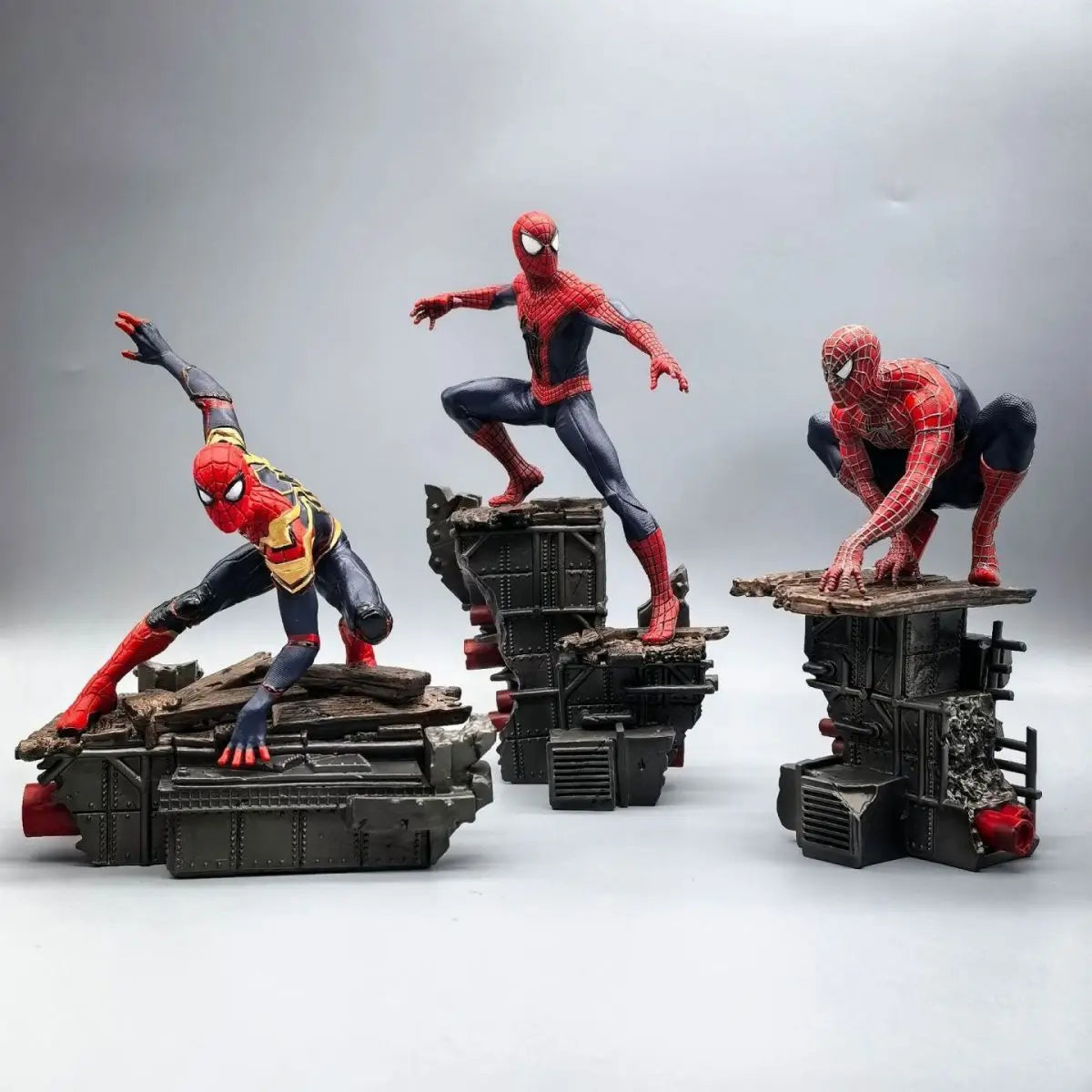 Juego de 3 figuras de acción de Spider-Man, estatuas de modelos coleccionables de Marvel para decoración de escritorio, regalo para fanáticos y coleccionistas
