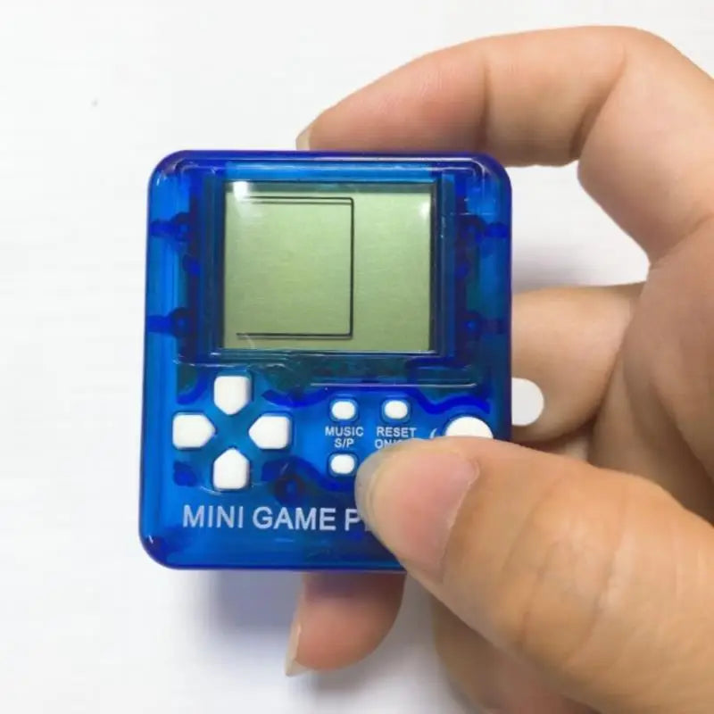 Mini Consola Retro con Llavero - 26 Juegos Clásicos Integrados