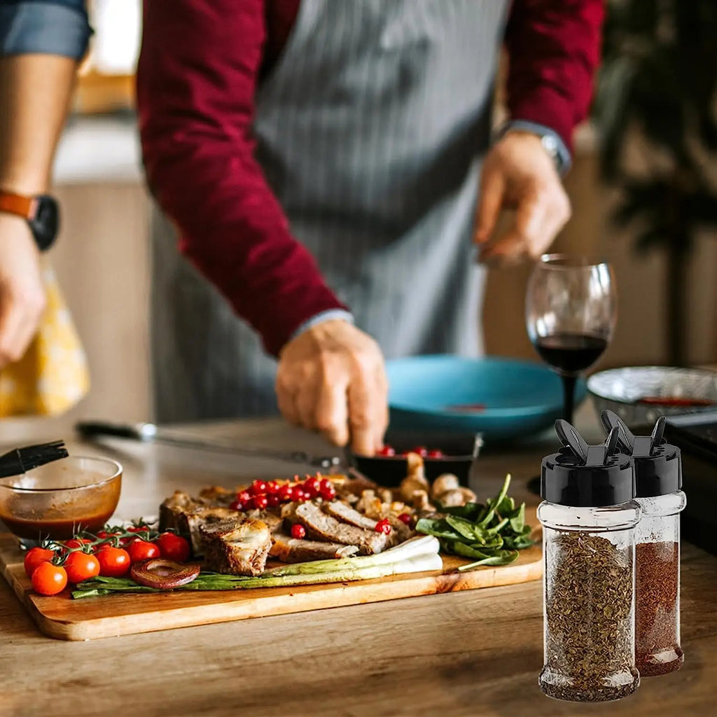 LMETJMA-tarro de especias de plástico transparente con tapas agitadoras, contenedores de condimentos para cocina, almacenamiento de especias en polvo, JT198
