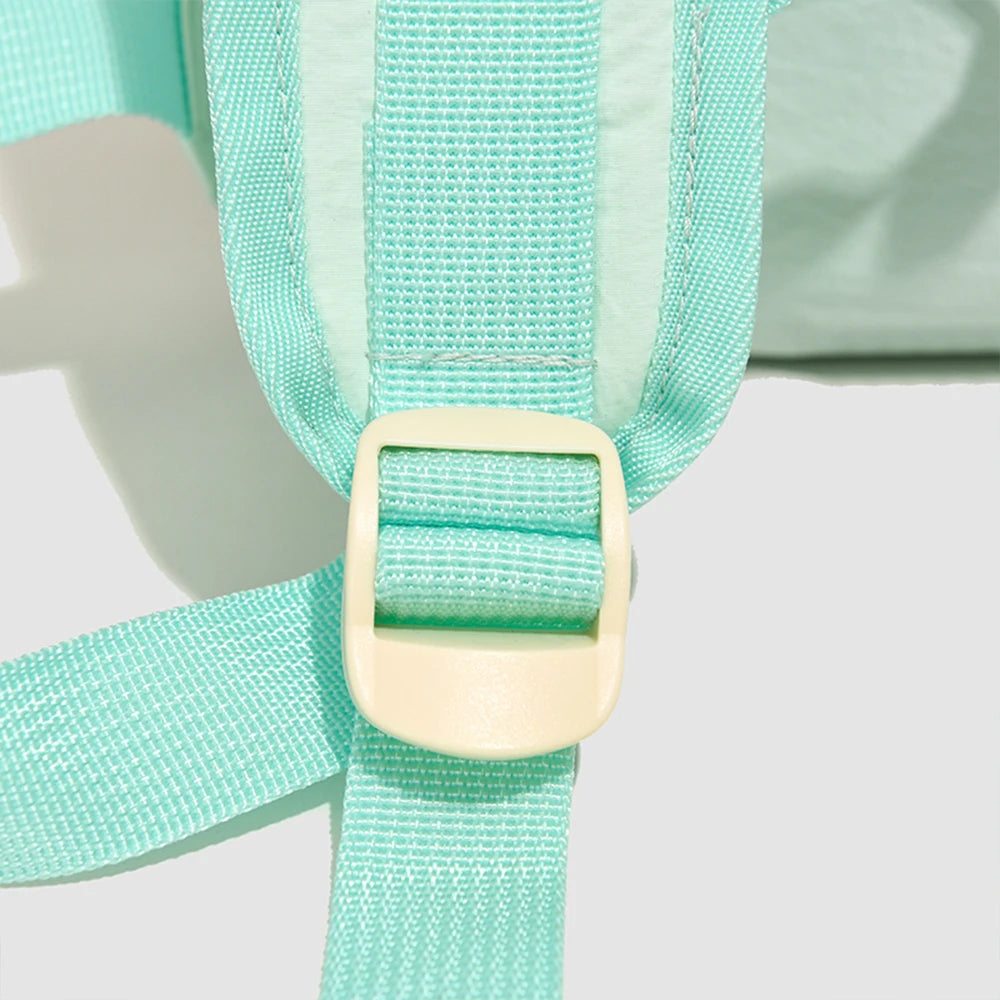 Mochila Pequeña y Ligera para Exteriores con Hebilla de Pecho, Mochila Espaciosa de Nailon, Bolso Resistente para Viajes de Fin de Semana y Vida Universitaria