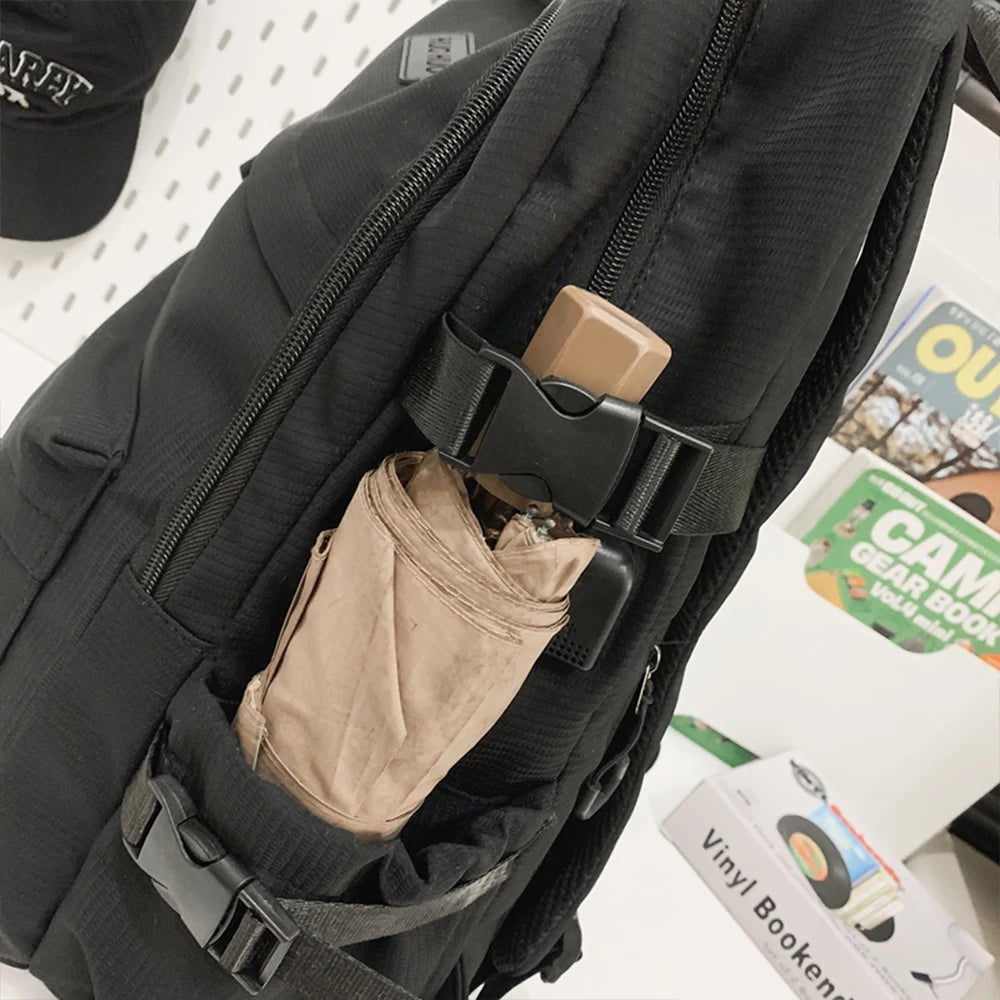 Mochila informal de nailon con múltiples bolsillos, mochila de gran capacidad con puerto de carga USB, bolso duradero para la escuela y el trabajo