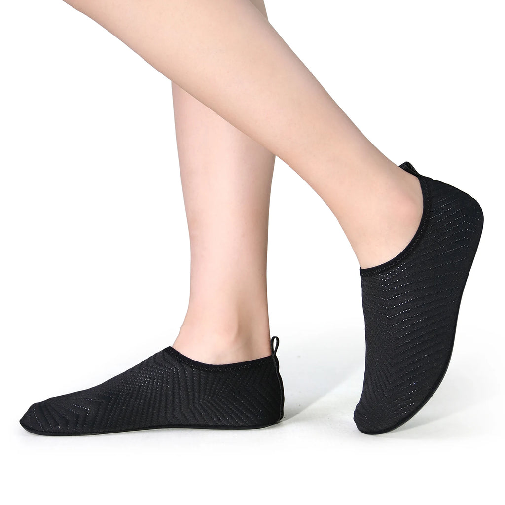 2023 par de zapatos acuáticos, zapatos de agua ligeros de verano para hombres, zapatos de playa de secado rápido para mujeres, zapatillas antideslizantes suaves, envío gratis