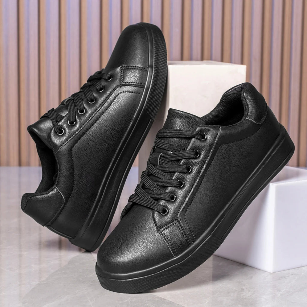 Zapatos de cuero para hombre, zapatillas de deporte informales de tendencia, zapatillas de ocio transpirables para hombre, calzado antideslizante, zapatos vulcanizados para hombre
