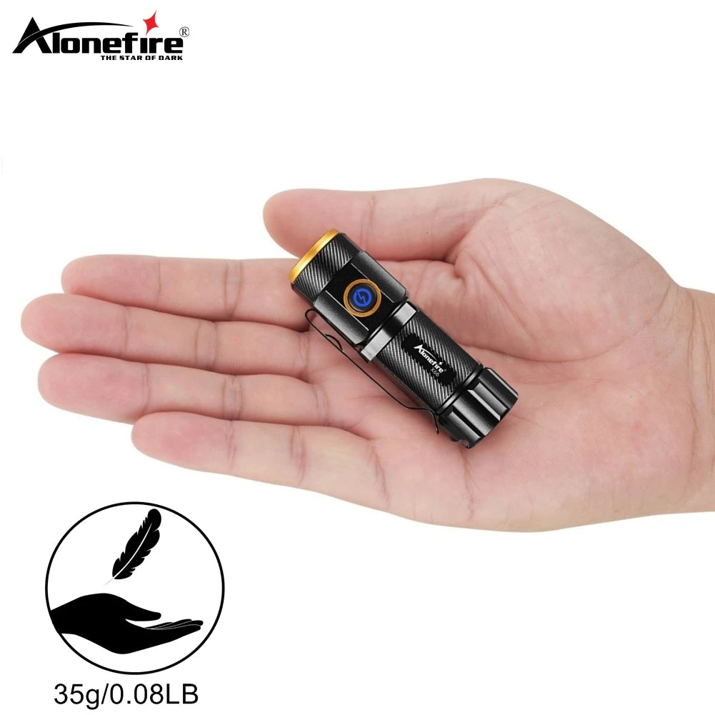 Linterna LED Recargable USB de Alto Brillo para Exteriores