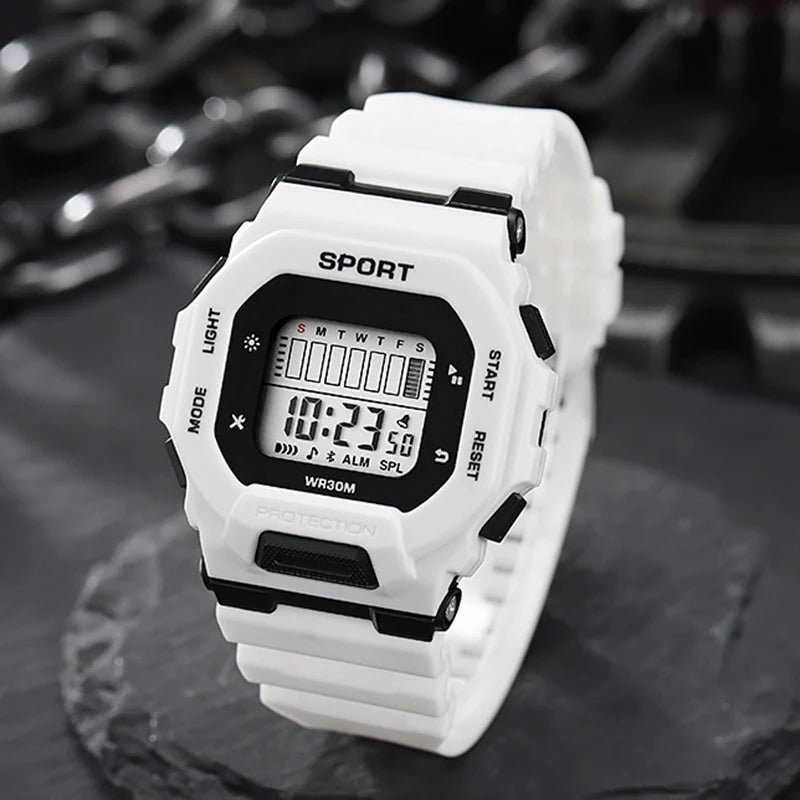 Reloj deportivo YIKAZE para hombre, relojes digitales LED resistentes al agua, tendencia de aventura al aire libre para estudiantes, reloj electrónico multifuncional para regalo
