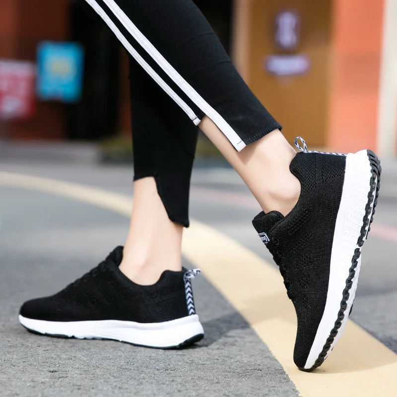 YRZL Zapatillas de deporte para hombre, zapatillas de deporte transpirables de malla cómodas y ligeras a la moda, zapatos deportivos para parejas, zapatos de tenis al aire libre para hombres