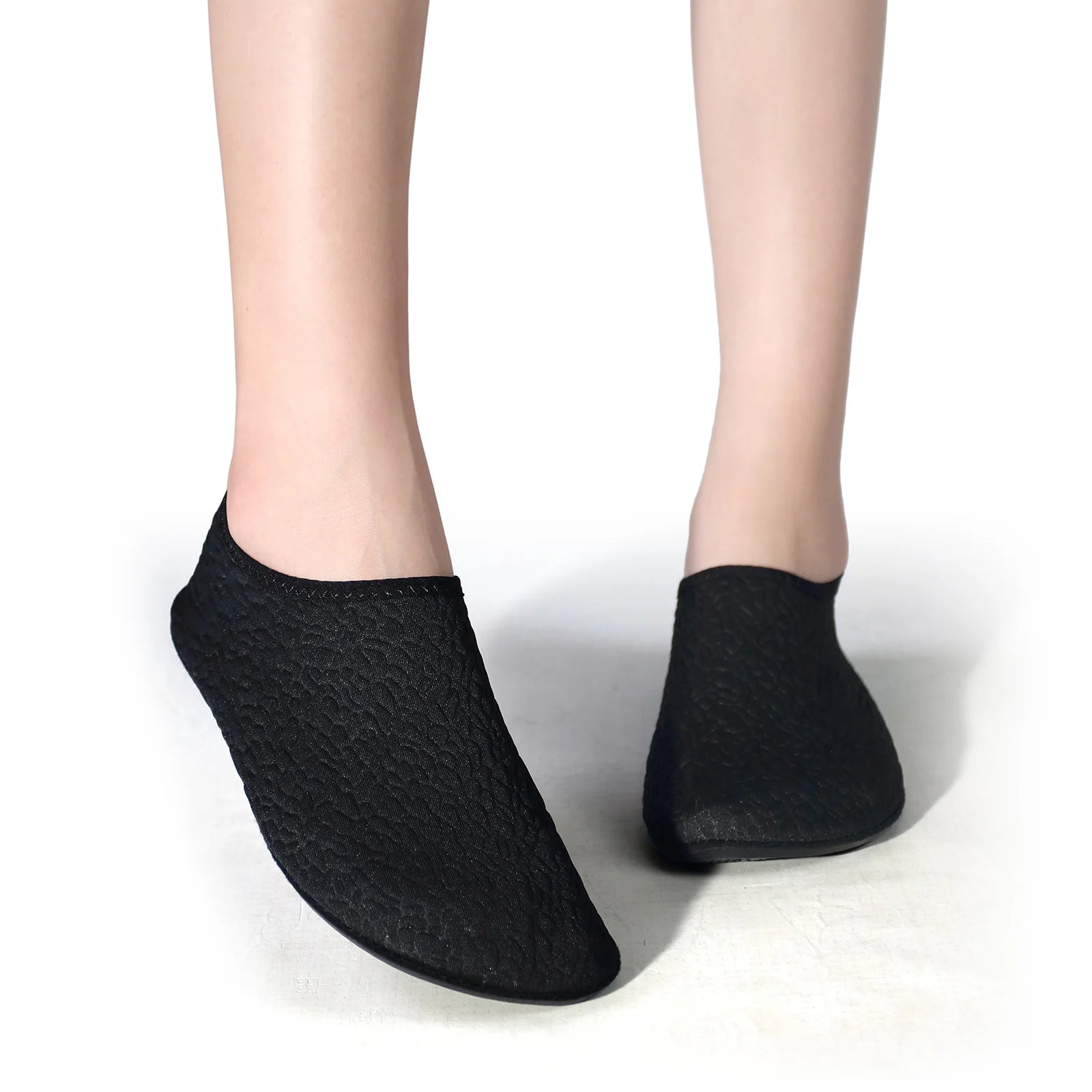 2023 par de zapatos acuáticos, zapatos de agua ligeros de verano para hombres, zapatos de playa de secado rápido para mujeres, zapatillas antideslizantes suaves, envío gratis
