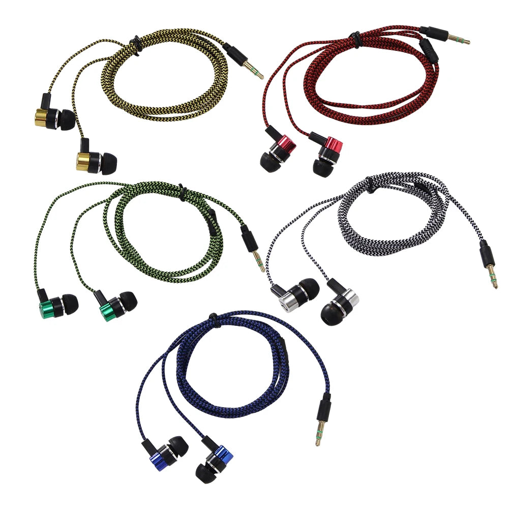 Experimente graves potentes con auriculares internos con cable, auriculares estéreo de 3,5 mm para dispositivos móviles, diseño con aislamiento de ruido