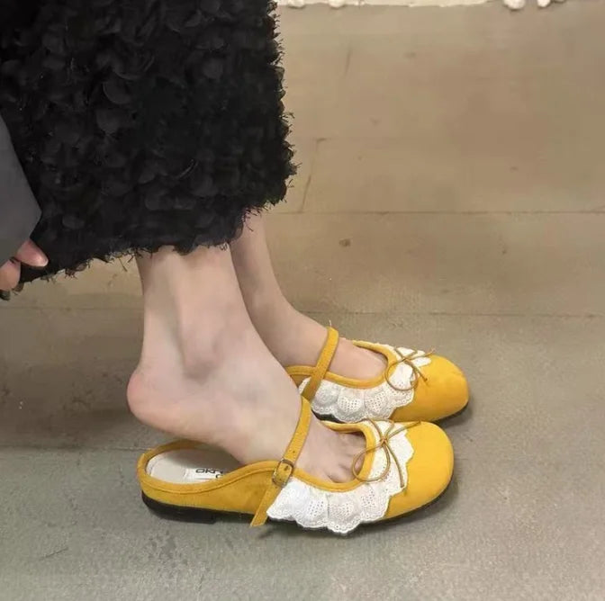 2025 Primavera Verano Nuevas zapatillas planas para mujer |   Zapatos de ballet Mary Jane de hada con lazo de encaje suave francés con punta cerrada y punta cuadrada