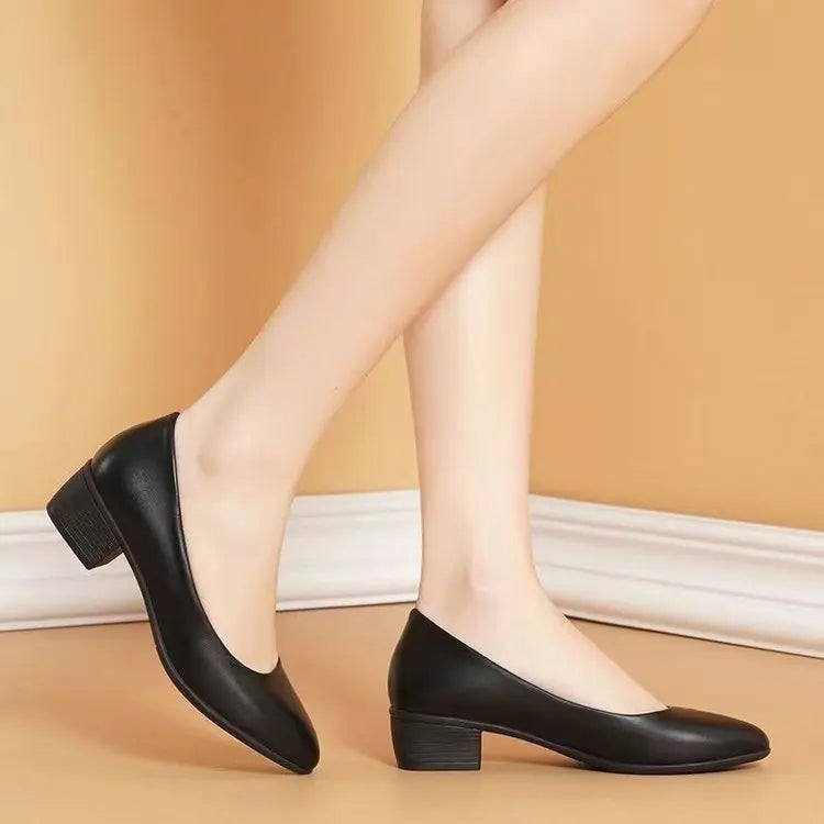 Zapatos de tacón bajo para mujer, zapatos formales de cuero genuino negro, sin cordones, cómodos, de tacón medio, novedad de 2025