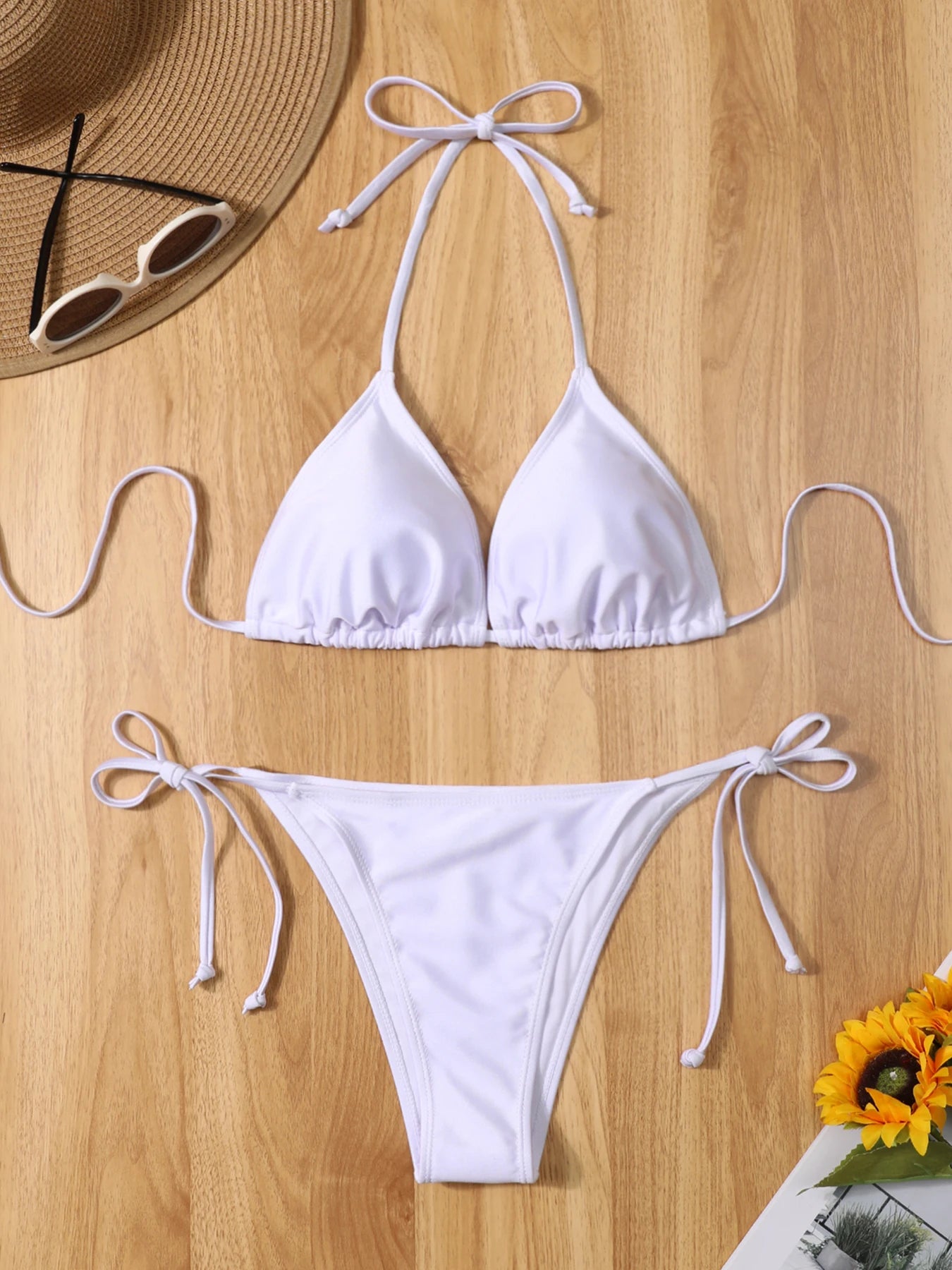 Conjunto de bikini sexy de 2 piezas para mujer, blanco puro, con tirantes finos, espalda descubierta, traje de baño con tiras finas, detalle lateral de vendaje sencillo para verano