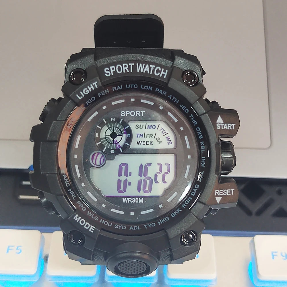 Reloj Deportivo Digital LED Fitness para Hombre