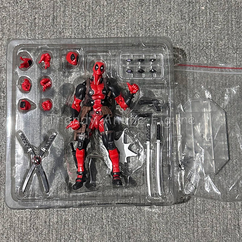 Figura de Acción Revoltech Deadpool, Kaiyodo Amazing Yamaguchi, Figuras de X-Men, Modelo de PVC de 16 cm, Muñeco de Wade Wilson Deadpool