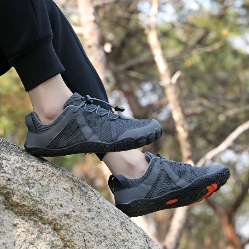 Zapatos de senderismo transpirables para hombre, zapatillas de deporte flexibles para exteriores, zapatos antideslizantes a la moda para caminar para hombre, zapatos informales de escalada de gran tamaño