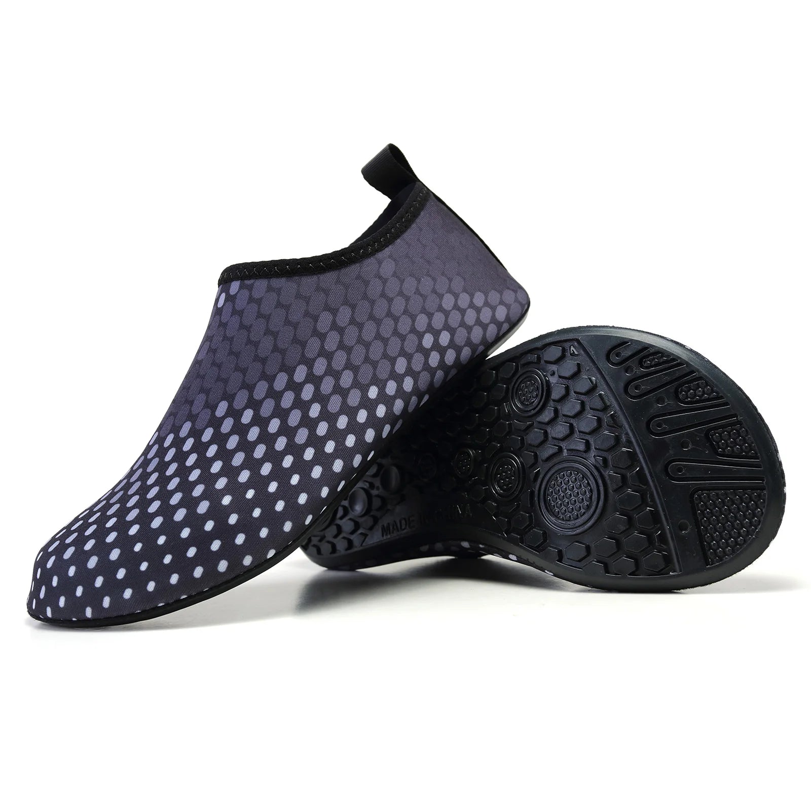Par de zapatos acuáticos ligeros para hombre y mujer, zapatos de playa para exteriores de secado rápido, antideslizantes, descalzos, verano, 2023