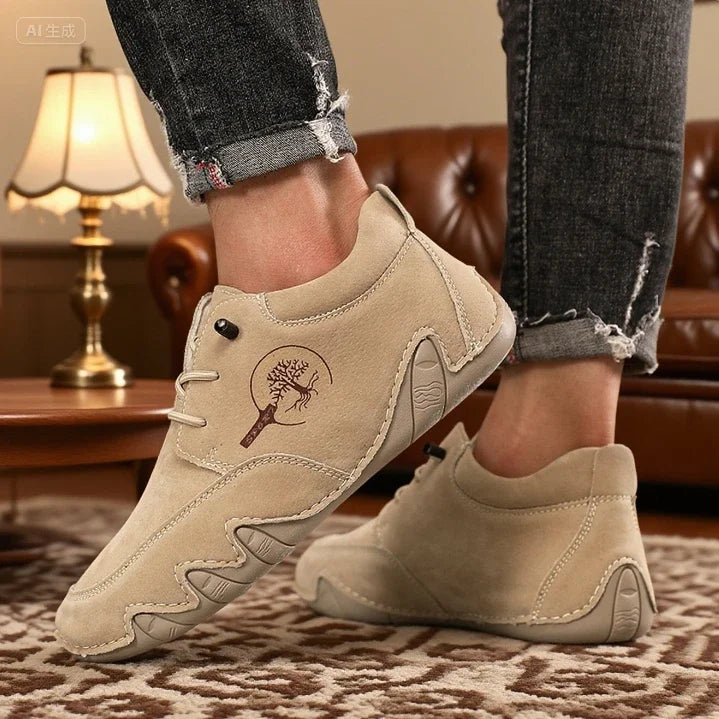 Botas de cuero hechas a mano para hombre, zapatillas de diseño de otoño, zapatos de cuero informales transpirables, botines para hombre, moda para actividades al aire libre