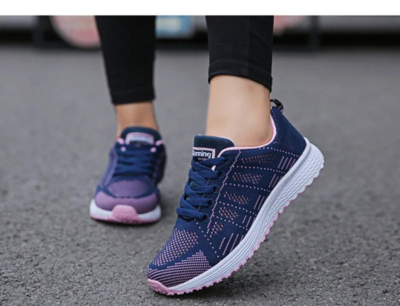 Zapatos informales para mujer, zapatillas planas de malla transpirables a la moda, zapatillas de deporte para mujer 2021, zapatos vulcanizados para gimnasio, calzado blanco para mujer