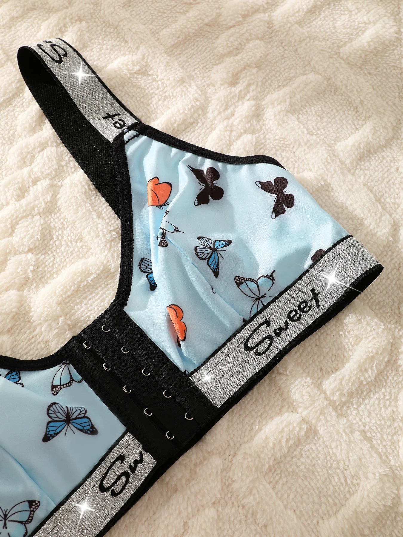 Conjunto de Lencería con Estampado de Mariposas