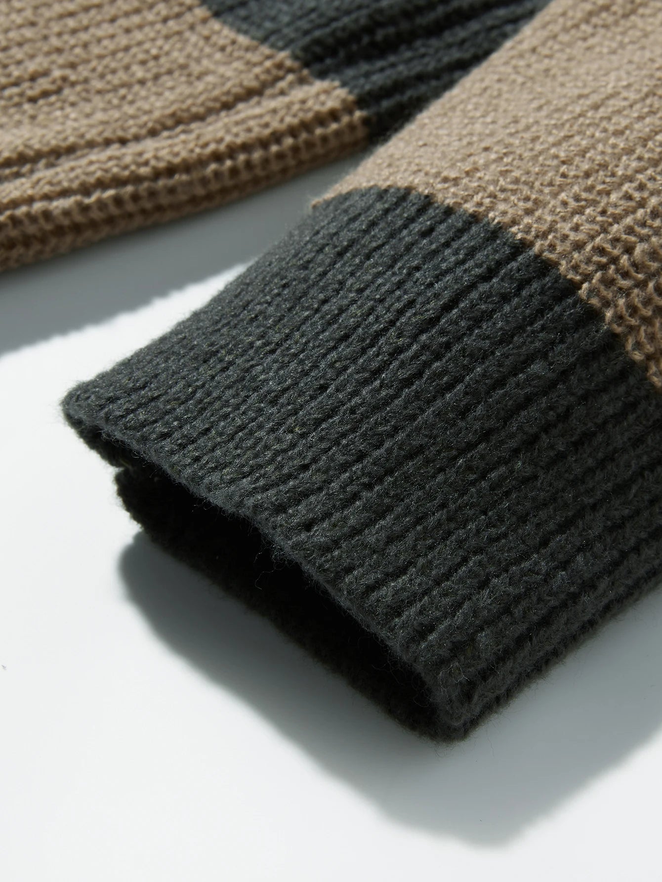Nuevo Suéter de fondo suelto, jersey informal versátil a rayas, suéter de cuello redondo para hombre