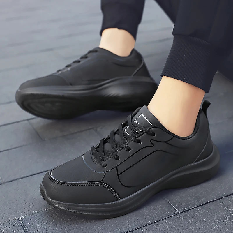 Nuevos zapatos para correr para hombre, zapatillas cálidas de invierno para hombre, zapatos antideslizantes transpirables para caminar para hombre, zapatos informales suaves con cordones, ligeros