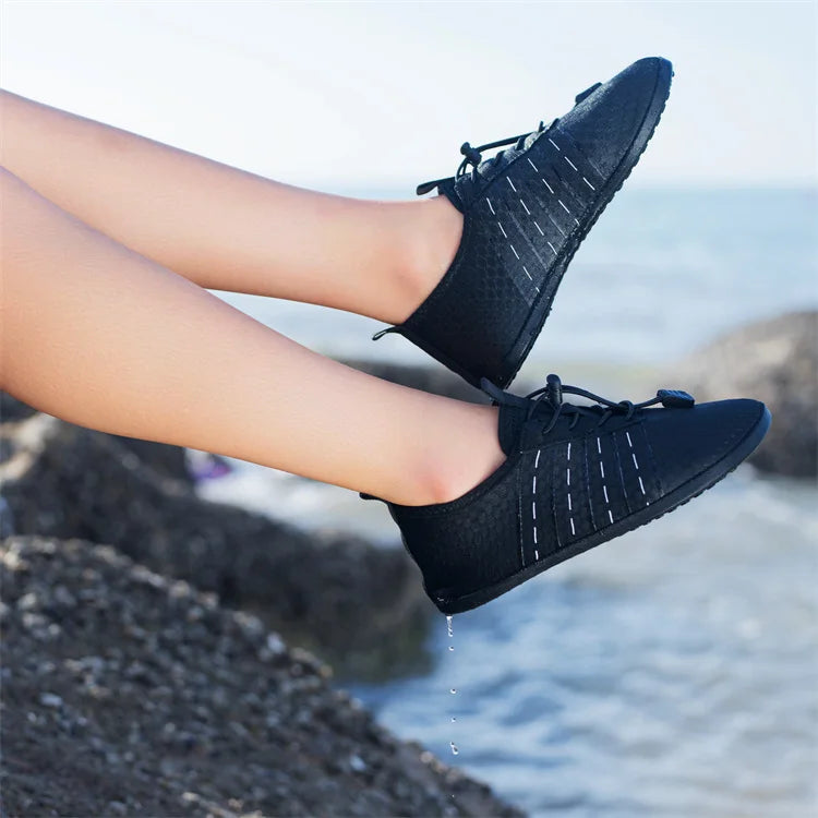Zapatos acuáticos Unisex de secado rápido, moda para actividades al aire libre, zapatos de natación para hombres, zapatillas ligeras de Yoga para mujeres, zapatillas informales antideslizantes