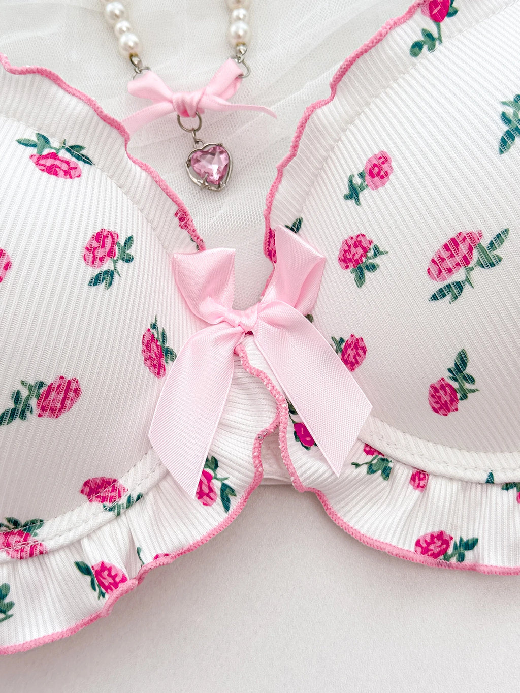 Conjunto de Ropa Interior con Estampado Floral