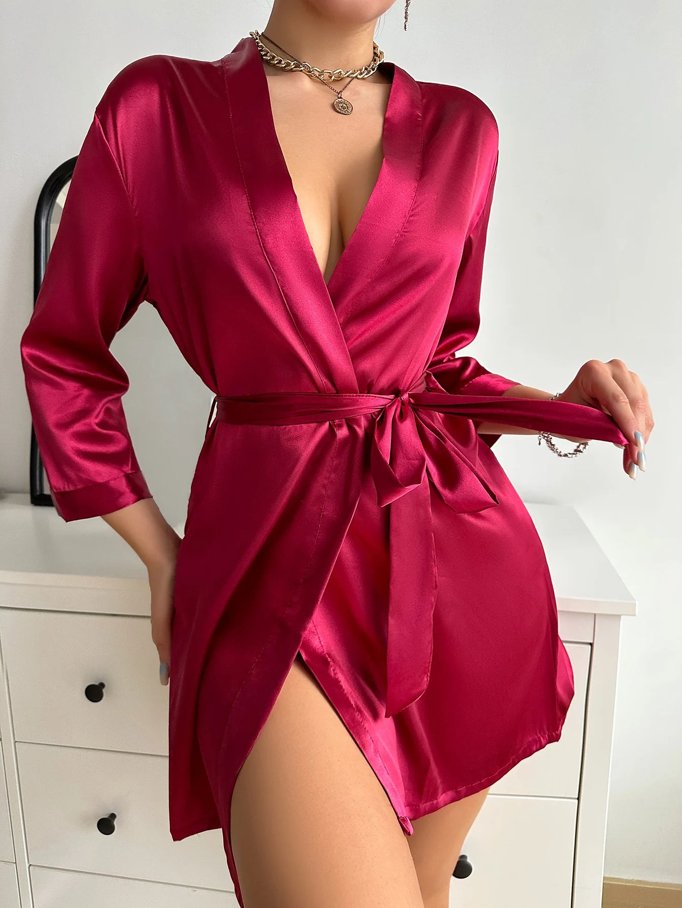 Pijamas de verano para mujer, albornoz con cordones para mujer europea y americana, vestido de mañana sexy, vestido para casa, puede usar bata de seda helada