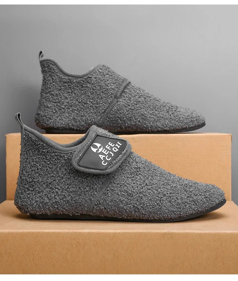YRZL zapatos de algodón de invierno para hombre, zapatillas ligeras sin cordones cálidas, mocasines de algodón de felpa para dormitorio y hogar, zapatos cálidos de invierno para hombre