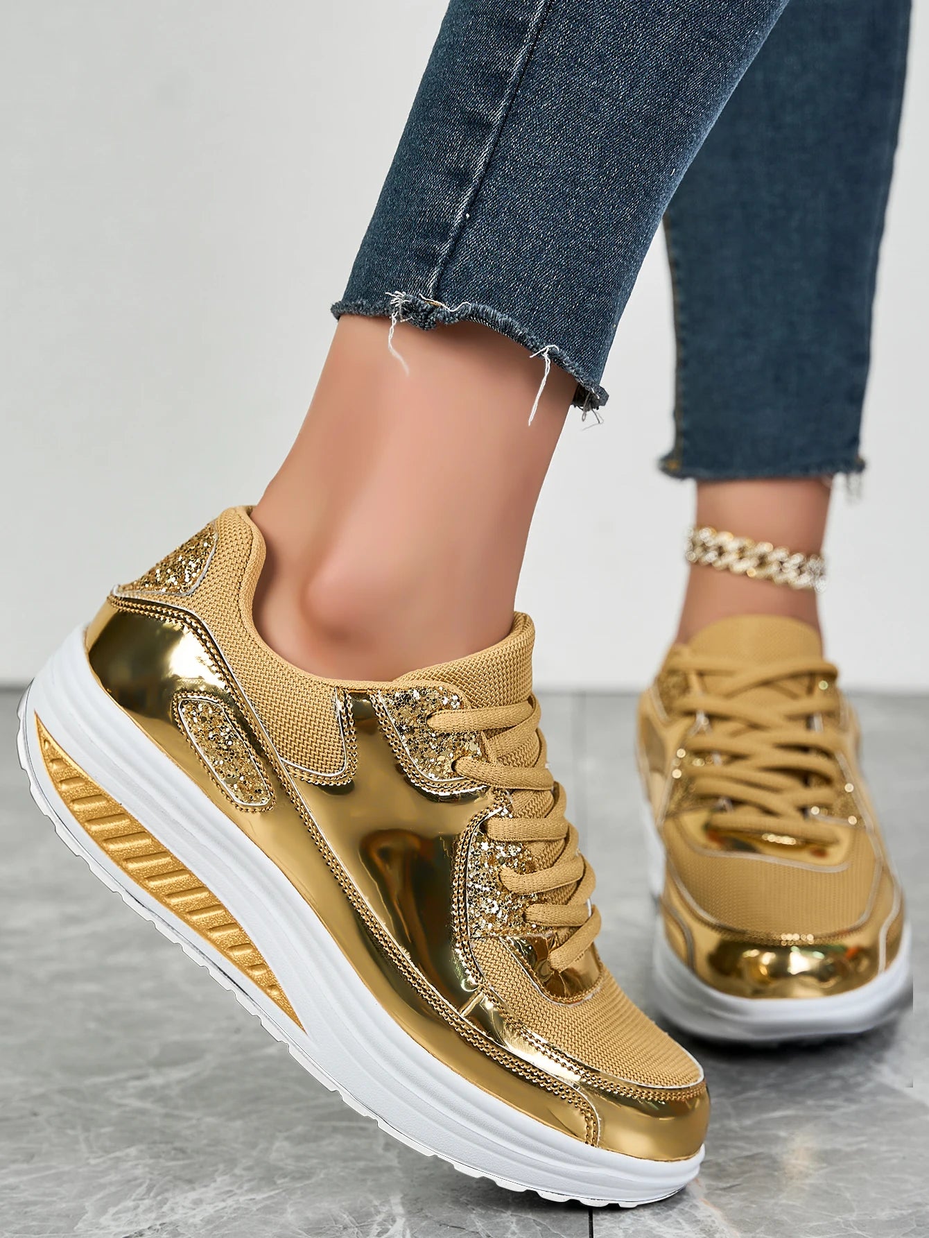 Zapatos deportivos de malla plana para mujer, calzado deportivo cómodo y transpirable con cordones, a la moda, para primavera y otoño