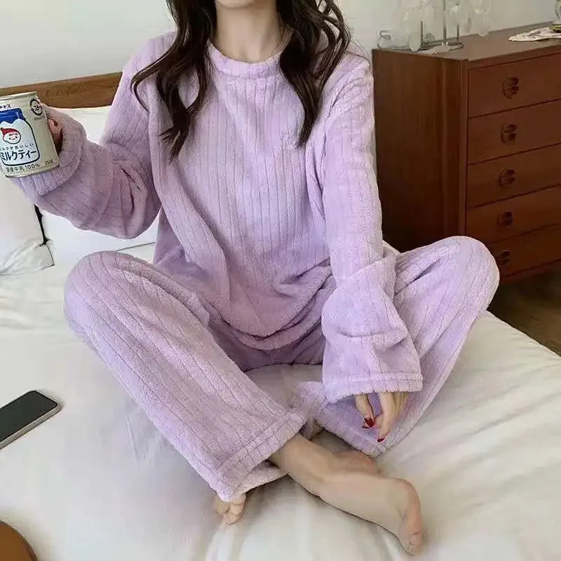 Conjunto de Pijama Cálido de Terciopelo Coral para Mujer