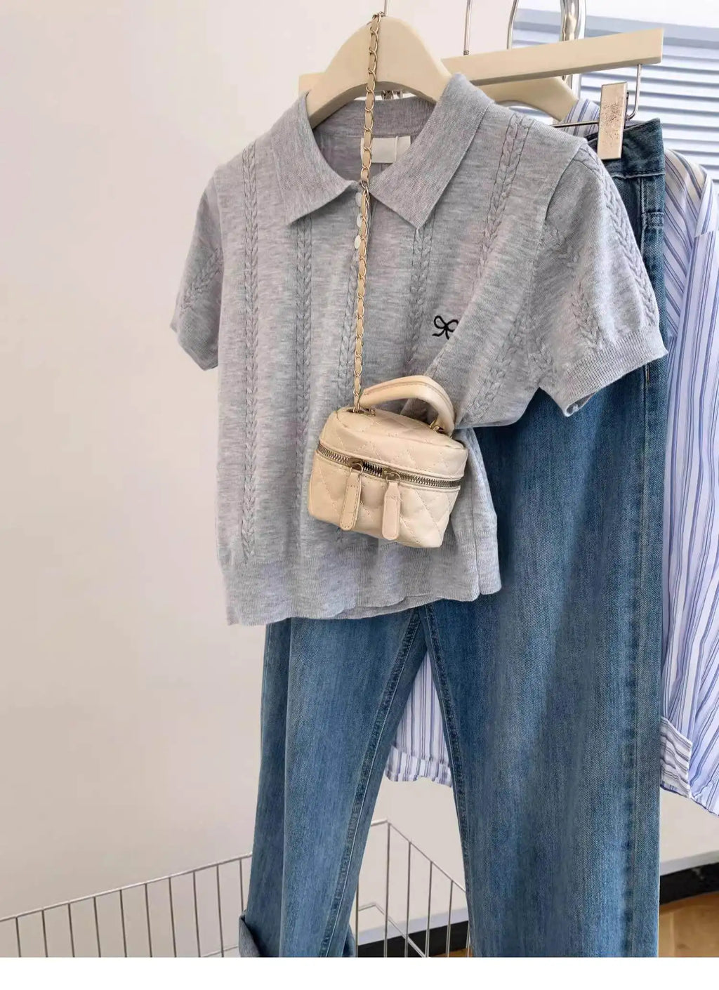 Camiseta de Punto con Cuello Polo y Bordado de Lazo, Manga Corta para Mujer